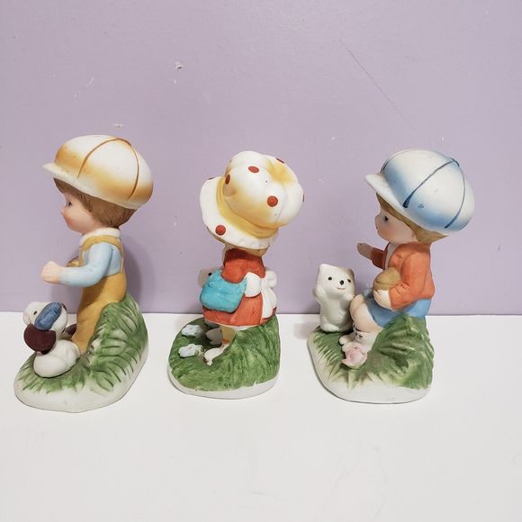 Homco Trio Children / w Pets Bisque Porcelain Figurines - Picture 3 of 10